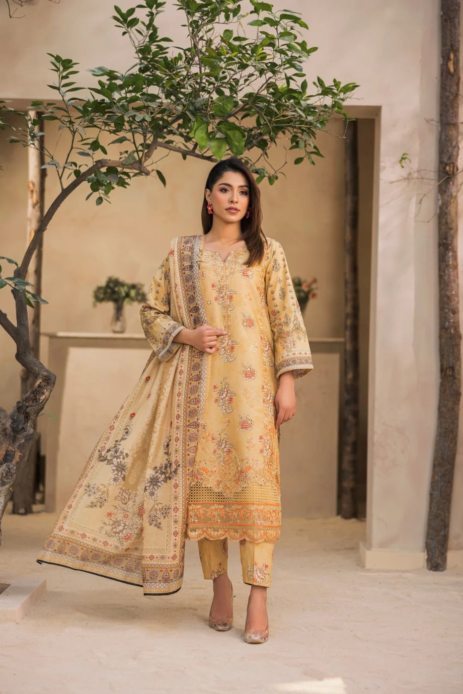Noor-e-Nazakat