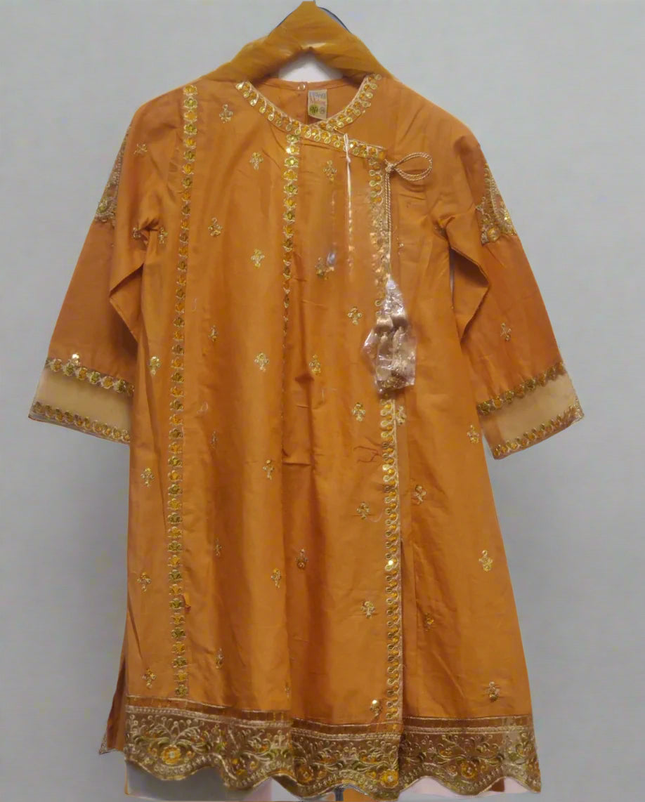 Girl Lawn Suiting yellow Color