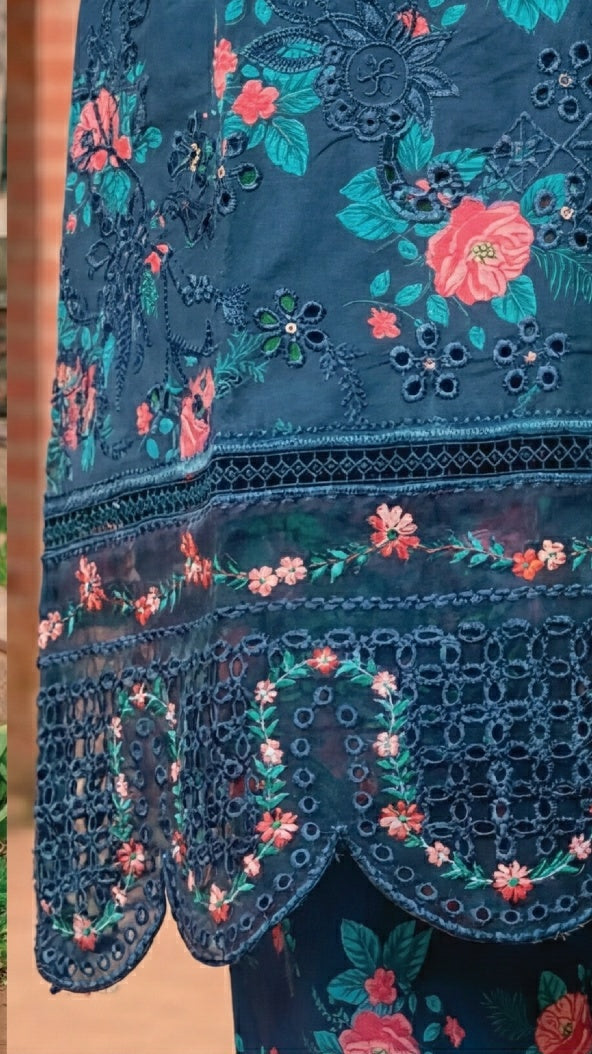 Veloria - Pure Lawn