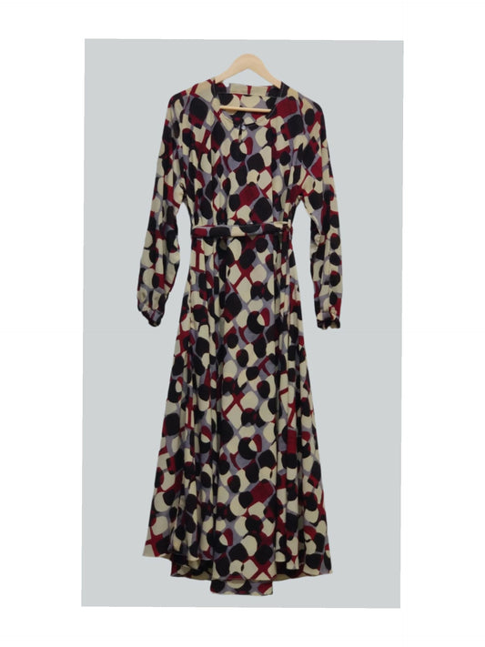 Close Abaya Without staller geometrc